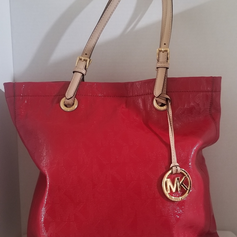 Michael Kors AV-1207 Bag